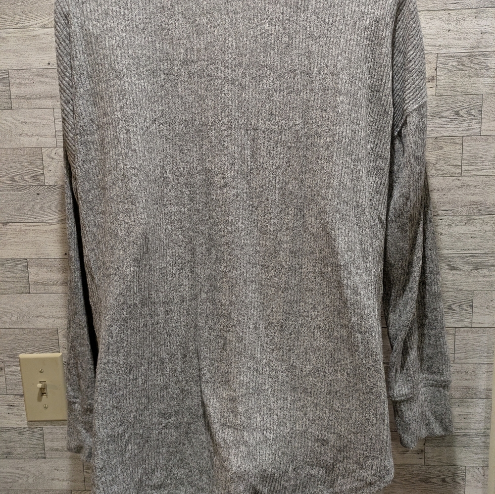 Hippie Rose Textured Gray Knit Sweater Size Large - Picture 4 of 5